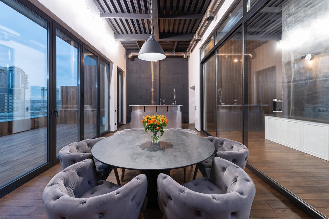 Top 10 Cele Mai Scumpe Cartiere din România – Lux, Exclusivitate și Confort 🏙️💎 25 localinfo.ro top 10 cele mai scumpe cartiere din romania lux exclusivitate si confort