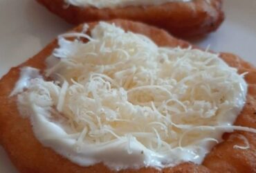 Langoșii cu Brânză și Usturoi: Secretele Delicatesei Simple și Geniale din Inima Ardealului 36 localinfo.ro langosii cu branza si usturoi secretele delicatesei simple si geniale din inima ardealului